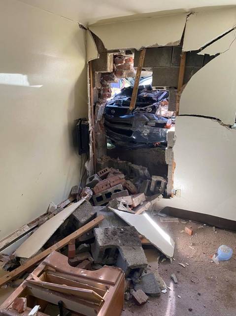2717123_web1_penn-hills-crash-2