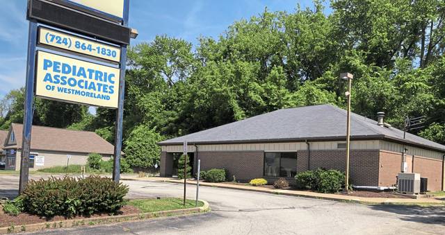 2717604_web1_Medical-marijuana-dispensary