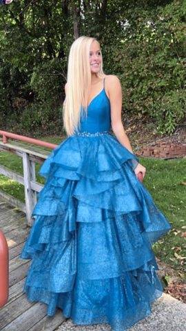 2730275_web1_gtr-liv-promdresses-sarah-061620