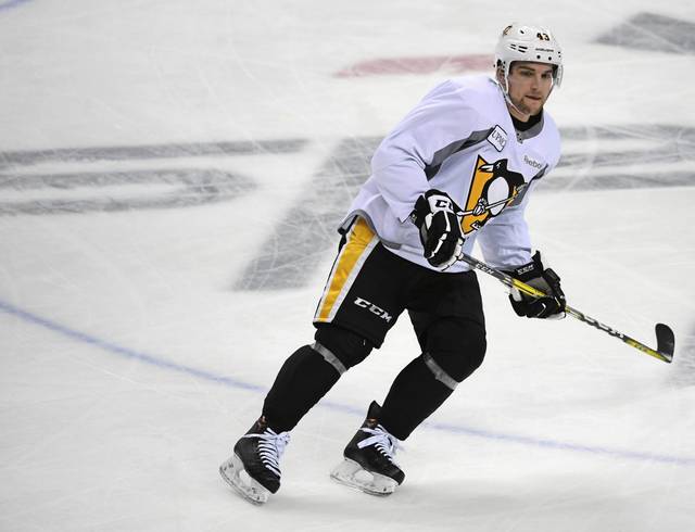 2742149_web1_gtr-pens07-042917