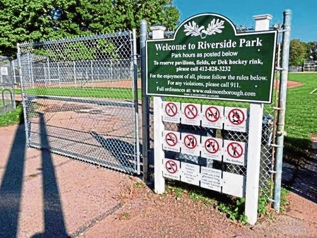 2743057_web1_riverside-park