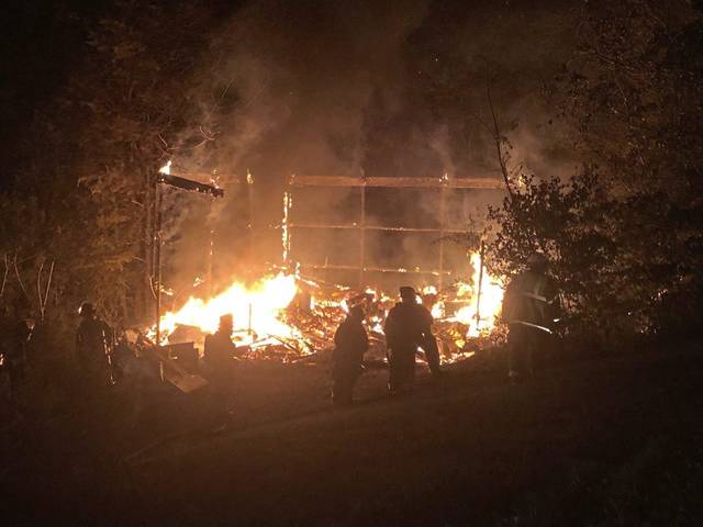 2750965_web1_vnd-BullCreekRdGarageFire3-061920