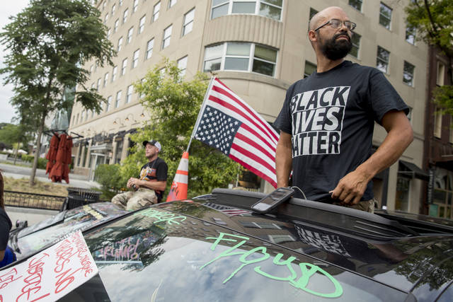 2752392_web1_2752392-18f98297babd49deb218fdf0028754e2