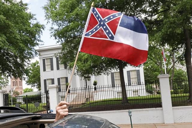 2752871_web1_AP20162680163404