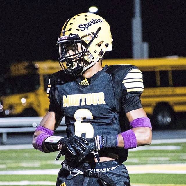 Montour’s Jaiden Hill sticks with 1st Division I offer, commits to Liberty<span class="headline-video">Video <i class="fa-solid fa-circle-play"></i></span>