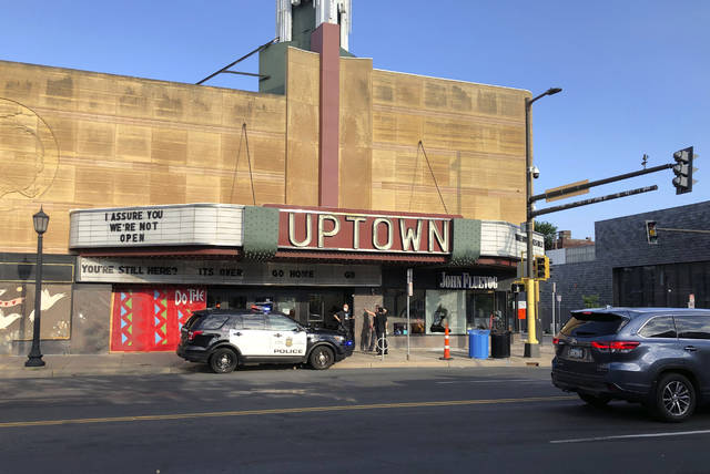 2756705_web1_2756705-0445ec8230ae448695268f38531fd8c4