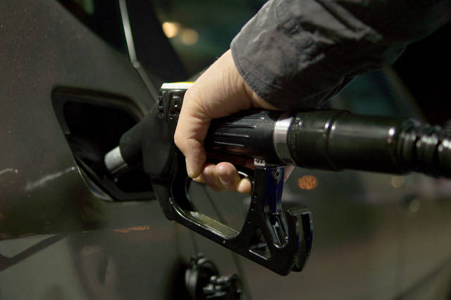 2758314_web1_web-gaspump
