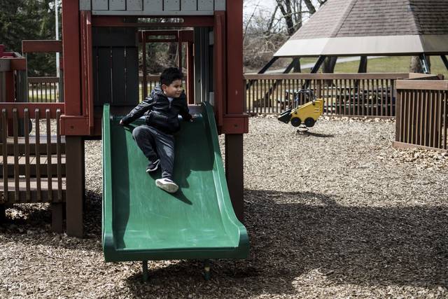 2760247_web1_gtr-lo-playland001-031919