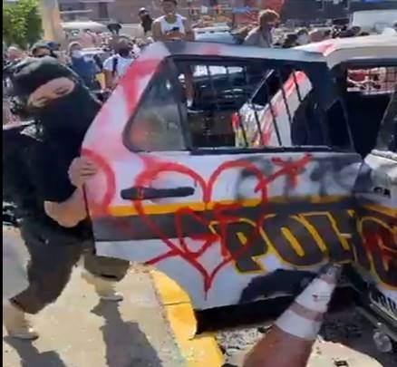 2769831_web1_riot-suspect-1
