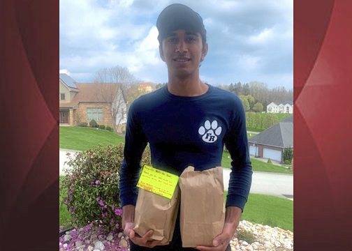 2574188_web1_gtr-TennisBread3-042220