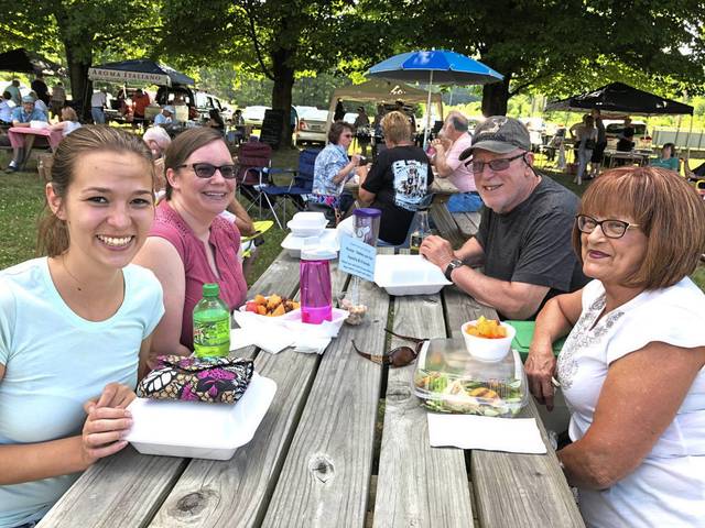 2786935_web1_gtr-oa-supper-3-070320