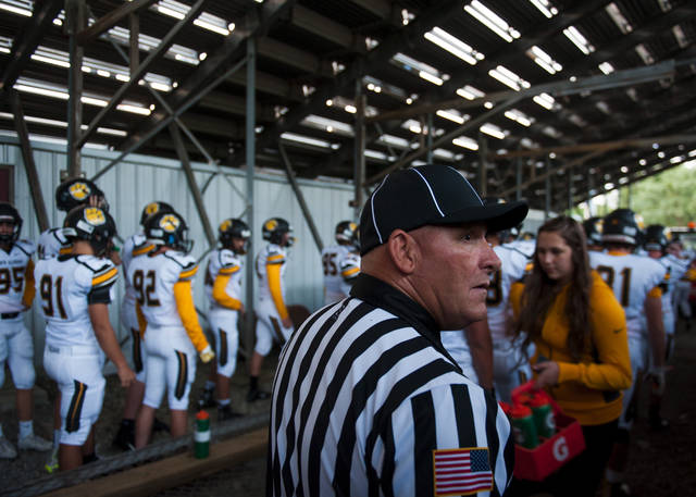 Coronavirus pandemic could worsen WPIAL shortage of football officials