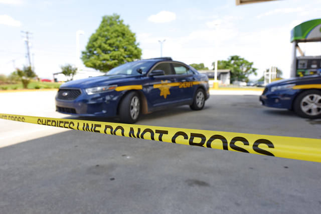 2794870_web1_AP20187616856000