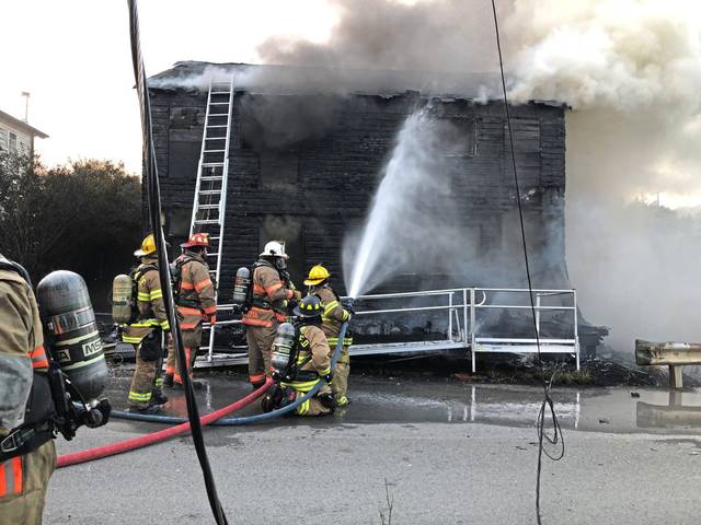 2795921_web1_gtr-crabtreefire02-070620
