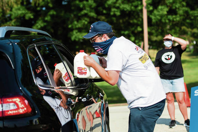 2796677_web1_GTR-milkdrivethrough-15-070920