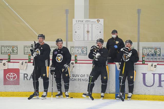 2817843_web1_gtr-Pens7-071420