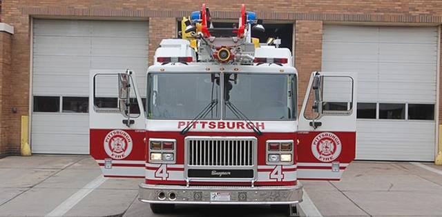 2824610_web1_Pittsburgh-fire-truck