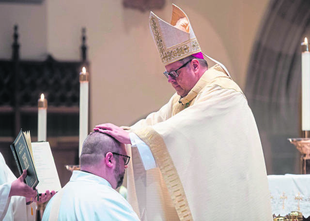 2827356_web1_gtr-ordination006-061420