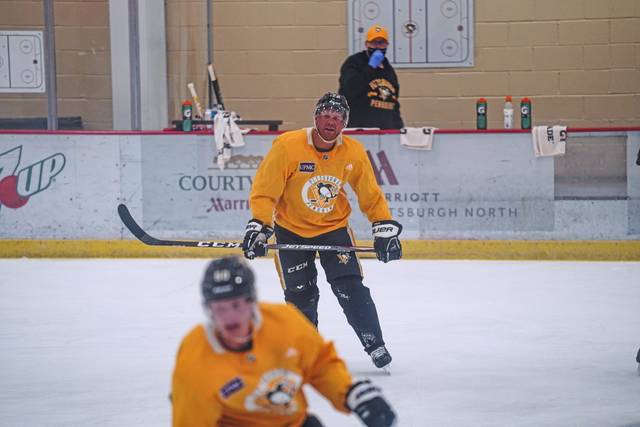2837709_web1_gtr-Pens3-072120
