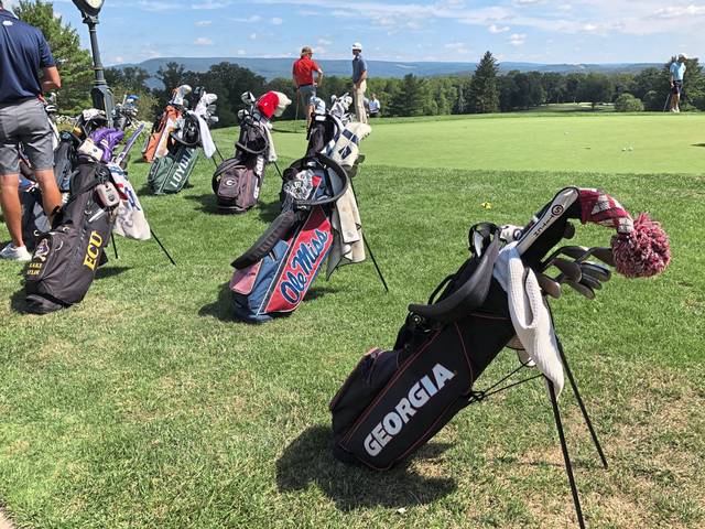 2837724_web1_gtr-SunneGolfbags-072120