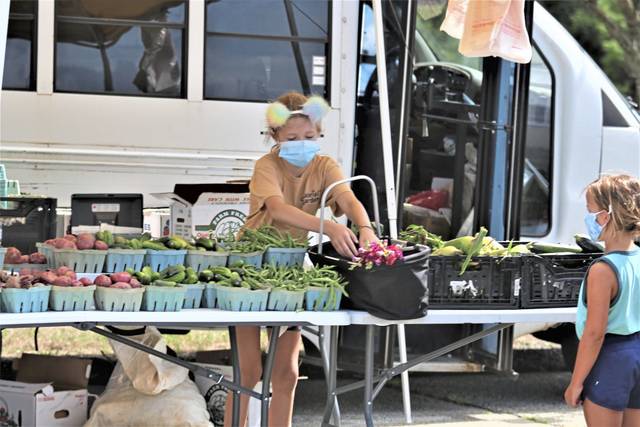 2846559_web1_hj-HamptonFarmersMarket7-072420
