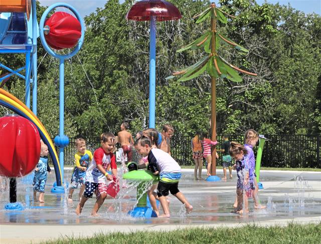 2858751_web1_pcj-PineSplashPad1-072820