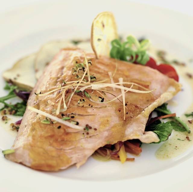 2880557_web1_web-salmon