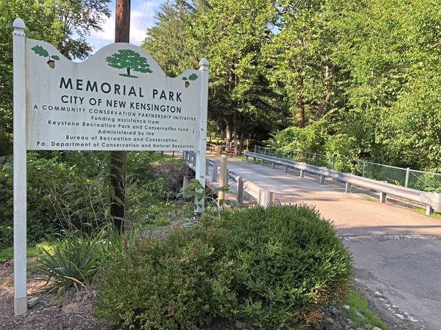 2889248_web1_vnd-memorialparkroad-080720