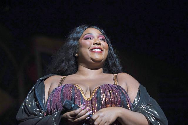 2896092_web1_gtr-liv-lizzo01-092719