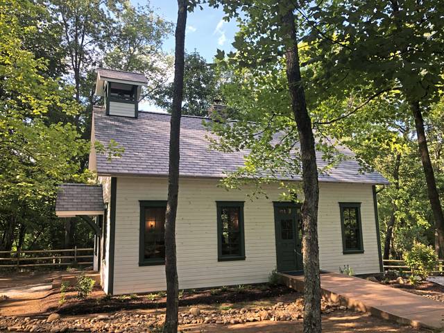 2898992_web1_gtr-Schoolhouse4-080920