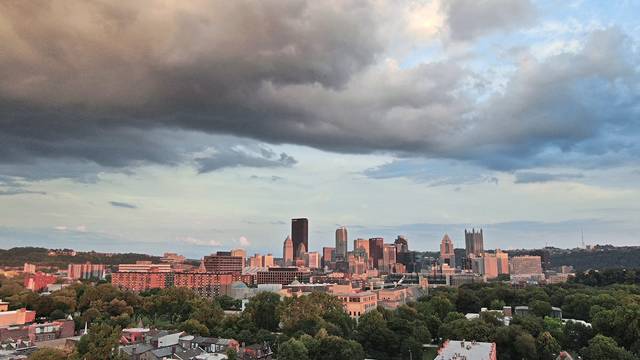 2902944_web1_web-Pittsburgh-skyline-clouds