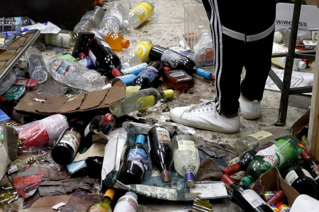 2903409_web1_2903409-376a586e7c304740b40e5961e4e6a38c