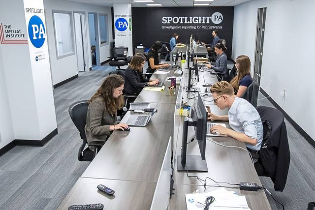 2910533_web1_ptr-Spotlight02