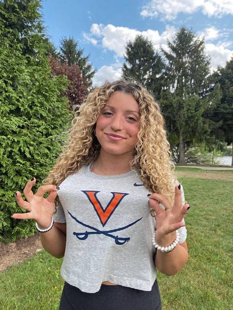 Fox Chapel’s Zoe Skirboll excited about decision to swim at Virginia