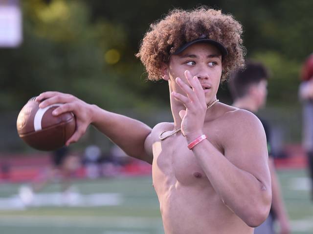 Waynesburg feels at home in Class 2A Century Conference