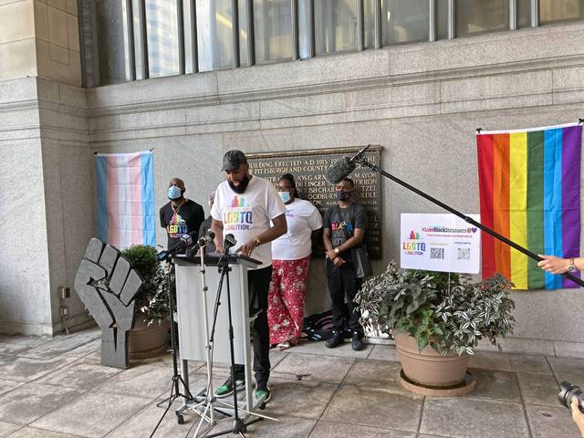 2945322_web1_ptr-Prideon01-082520