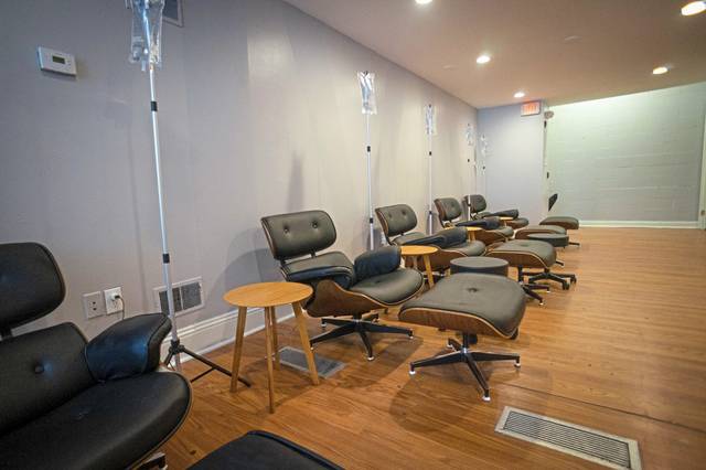 2981096_web1_PTR-IVTHERAPY-5