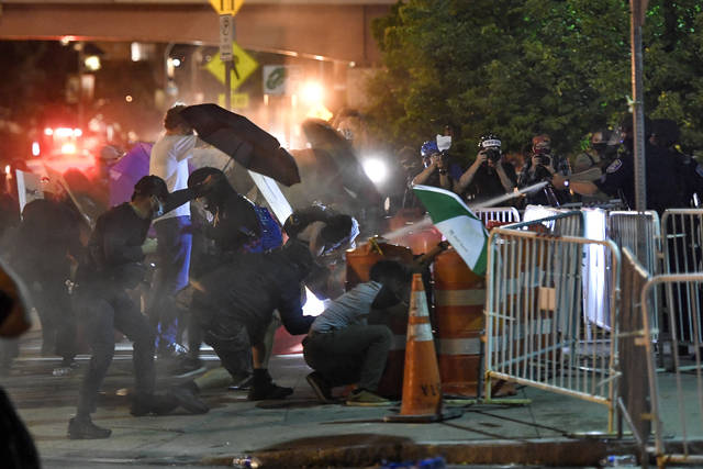 2985110_web1_2985110-2c98983318e5437697fe1cf408b17e63