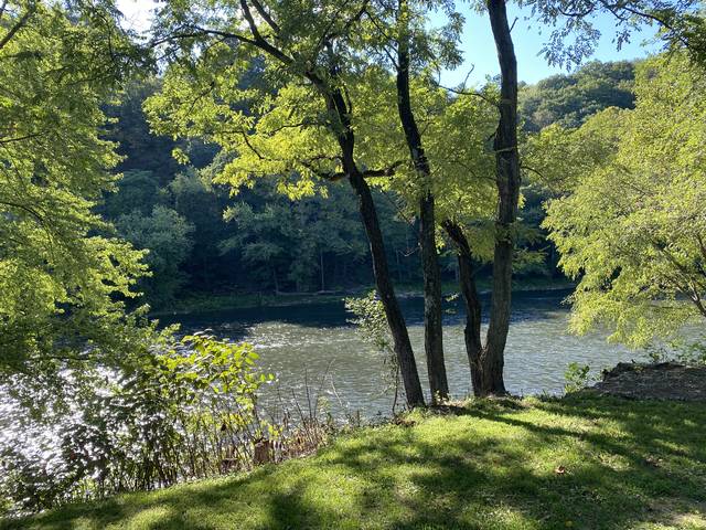 2991436_web1_leechburg-riverfront-park