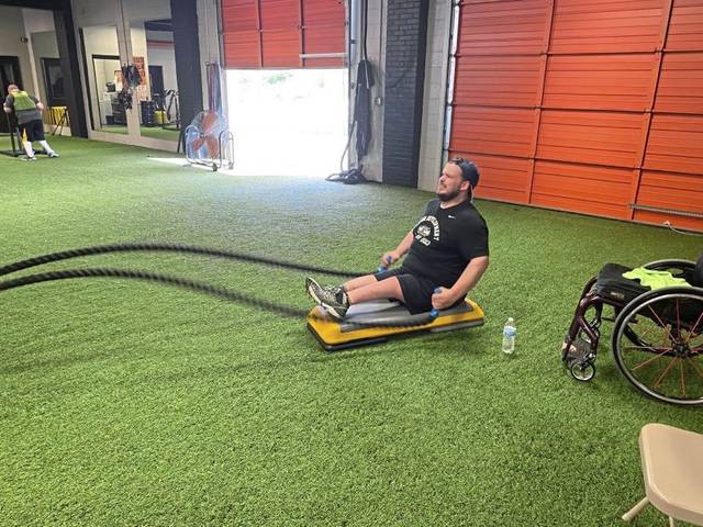 3002186_web1_GTR-SLEDHOCKEY
