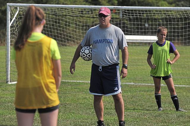 Rebuilding Hampton girls eye 5th straight postseason berth