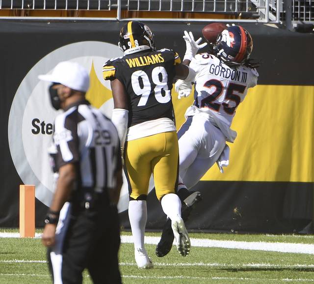 3037123_web1_ptr-Steelers25-092120jpg