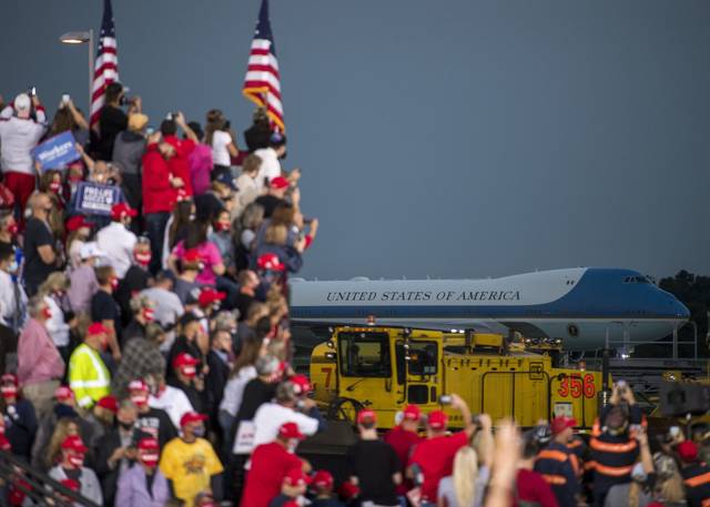 3044514_web1_PTR-TrumpMoonRally040-092220