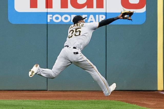 3057892_web1_gtr-Pirates3-092620