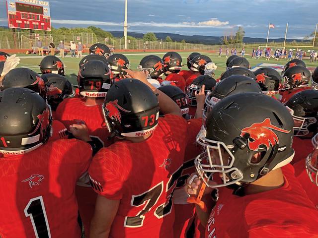 Westmoreland high school football notebook: Latrobe holds its own