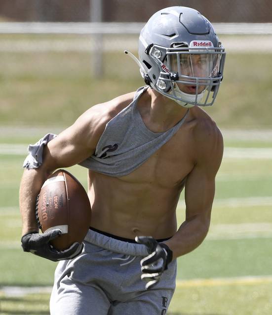 Beaver brings in Ringer to beat Seton LaSalle