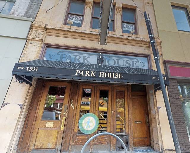 3066070_web1_ptr-parkhouse4sale01-092920