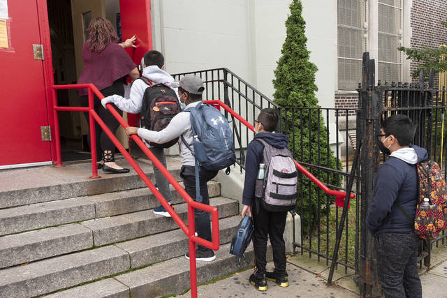 Covid-19 cases rising among U.S. children as schools reopen<span class="headline-video">Video <i class="fa-solid fa-circle-play"></i></span>