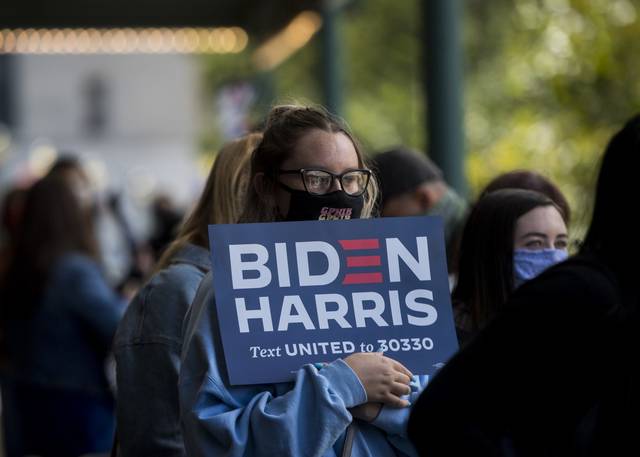 3073814_web1_PTR-Biden004-100120