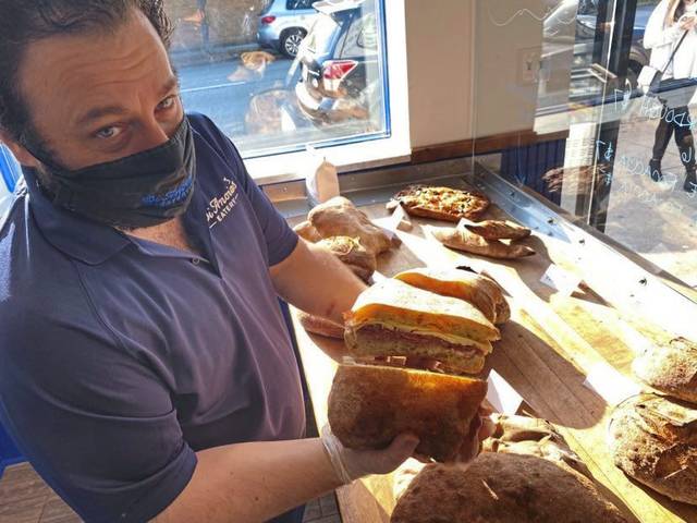 3097084_web1_PTR-BREAD-2
